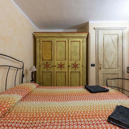 Villa Iris With Pool Baja Sardinia Quarto foto