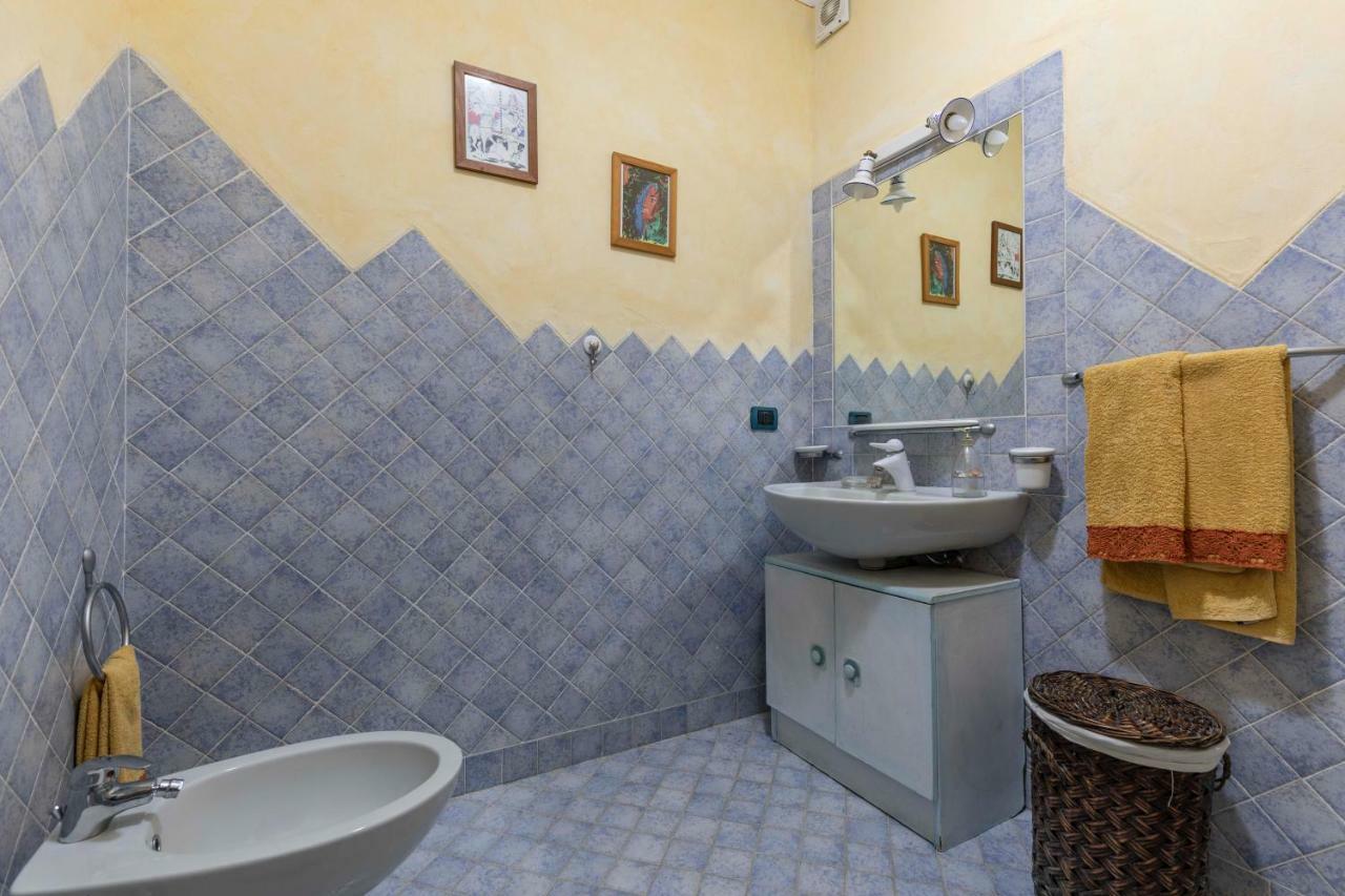 Villa Iris With Pool Baja Sardinia Exterior foto